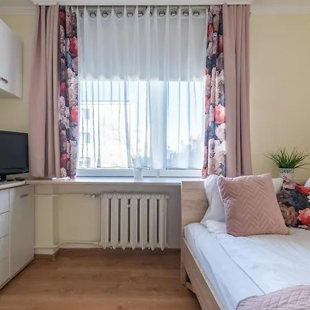 ※ Komfortowy Apartament ※ 2 Sypialnie ※ Balkon גדינייה