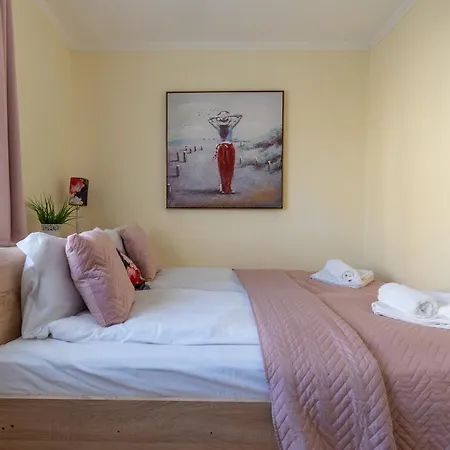 ※ Komfortowy Apartament ※ 2 Sypialnie ※ Balkon דירה גדינייה